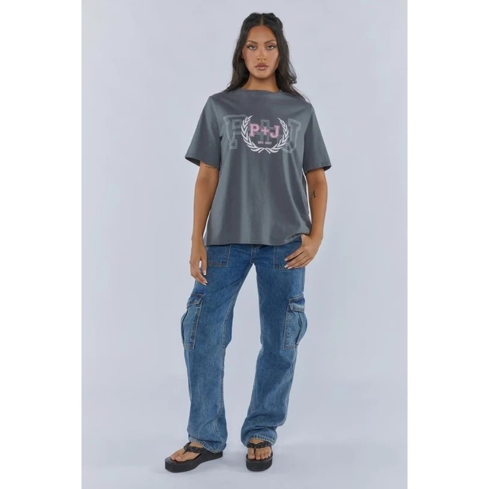 Peta + Jain T-Shirt Size Small